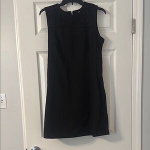 Elegant Black Sleeveless Dress